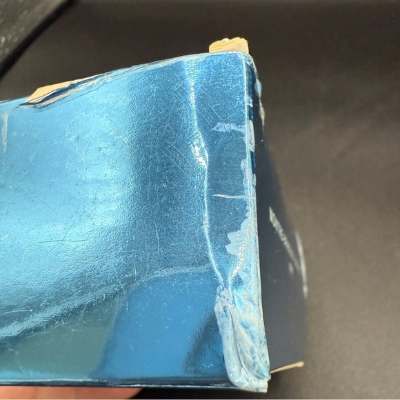 Vintage Avon Bold Cuff Black with Gold-Trimmed Wristwatch - Working - Picture 14 of 17